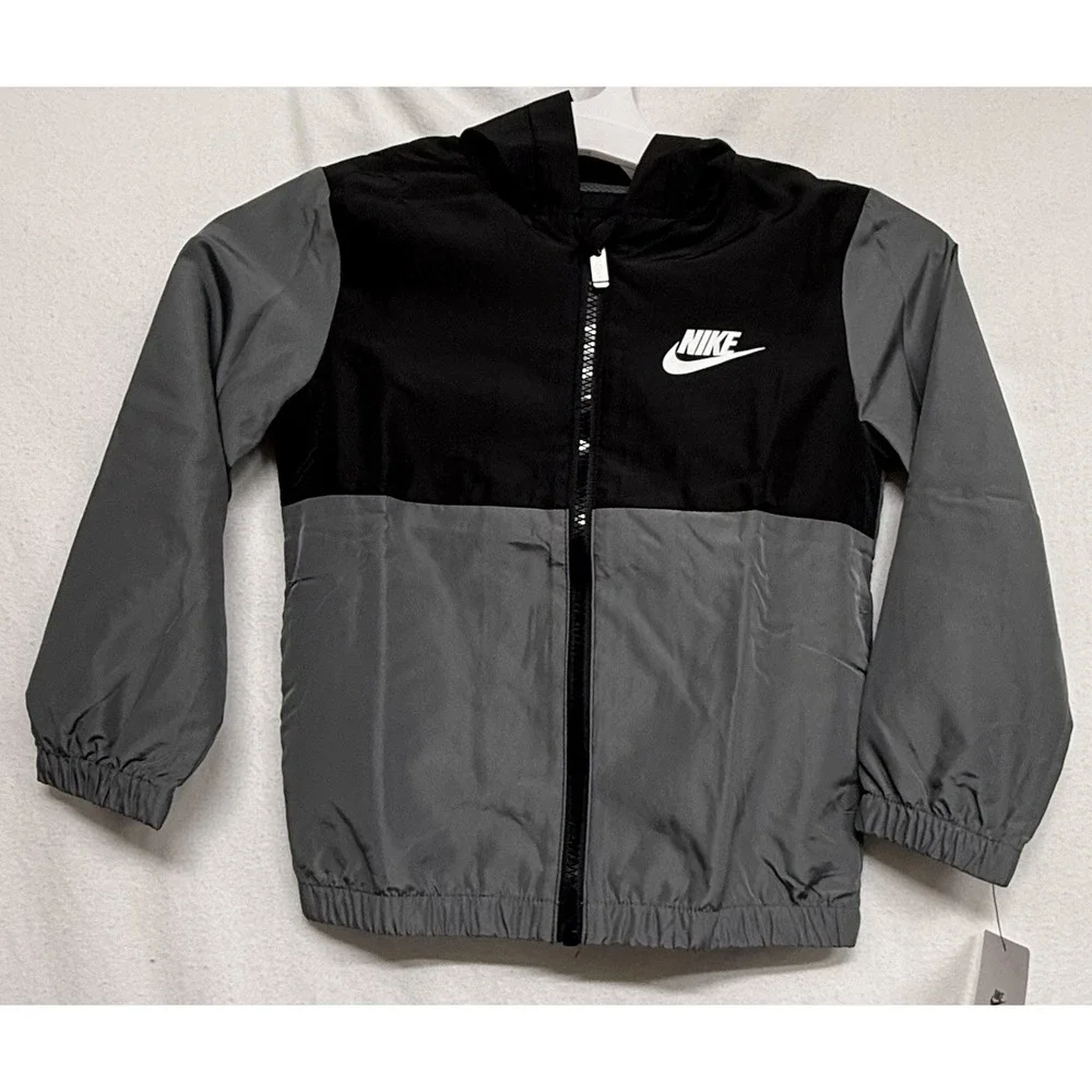Nike Boys Windbreaker  Jacket Smoke Grey Small Size 5 New